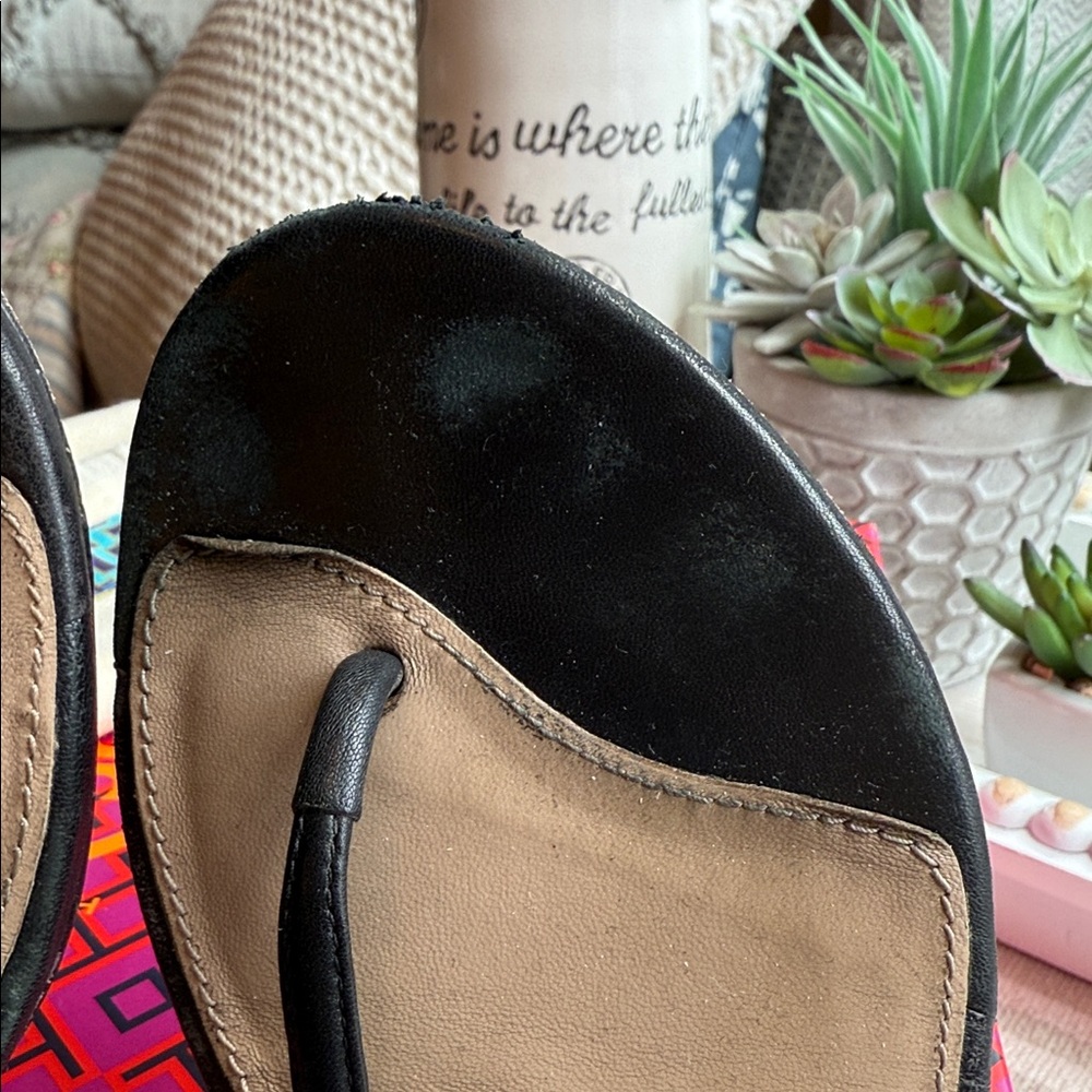 Tory Burch Liana Flat Sandal 🖤 - Picture 8 of 12